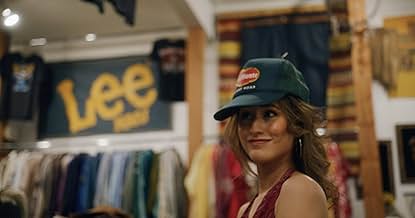 पोस्टर देखें