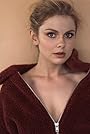 Rose McIver's primary photo Rose McIver's primary photo