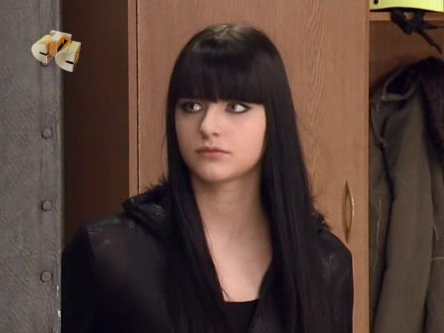 Ayollar erkaklar bilan jinsiy aloqa video Charlining farishtalari filmidagi qizlarning soxta pornosi