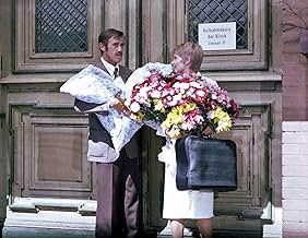 पोस्टर देखें