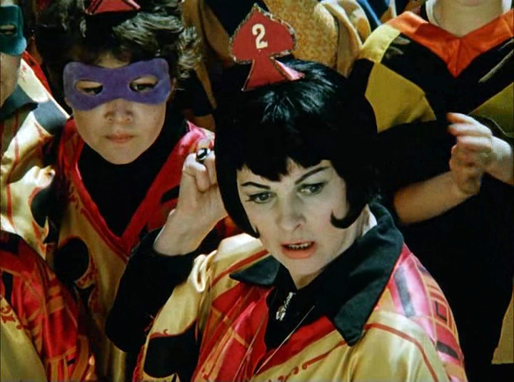 Жігіт қолмен келді Мас қыздар видео