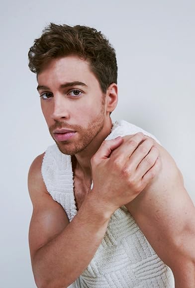 Primary photo for Jordan Gavaris Primary photo for Jordan Gavaris