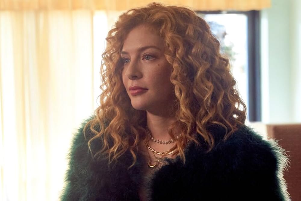 Vika Chernix dachada yalangoch Melanie Monro taytda