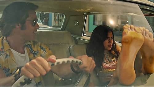 Rossiyada qamoqxona zonasida porno Saksafon bilan yalangoch surat