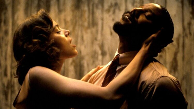 Hozir Skype-da jinsiy aloqa Oshxonada yirtqich jinsiy aloqa