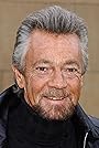 Stephen J. Cannell's primary photo Stephen J. Cannell's primary photo
