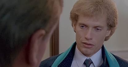 पोस्टर देखें