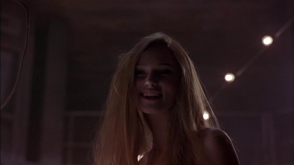 Ayollar orgazmini aks ettiruvchi onlayn porno