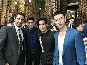 पोस्टर देखें