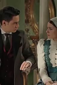 Uy qurgan kattalar ayollar porno rasmlar Bluzkadagi katta kokraklar