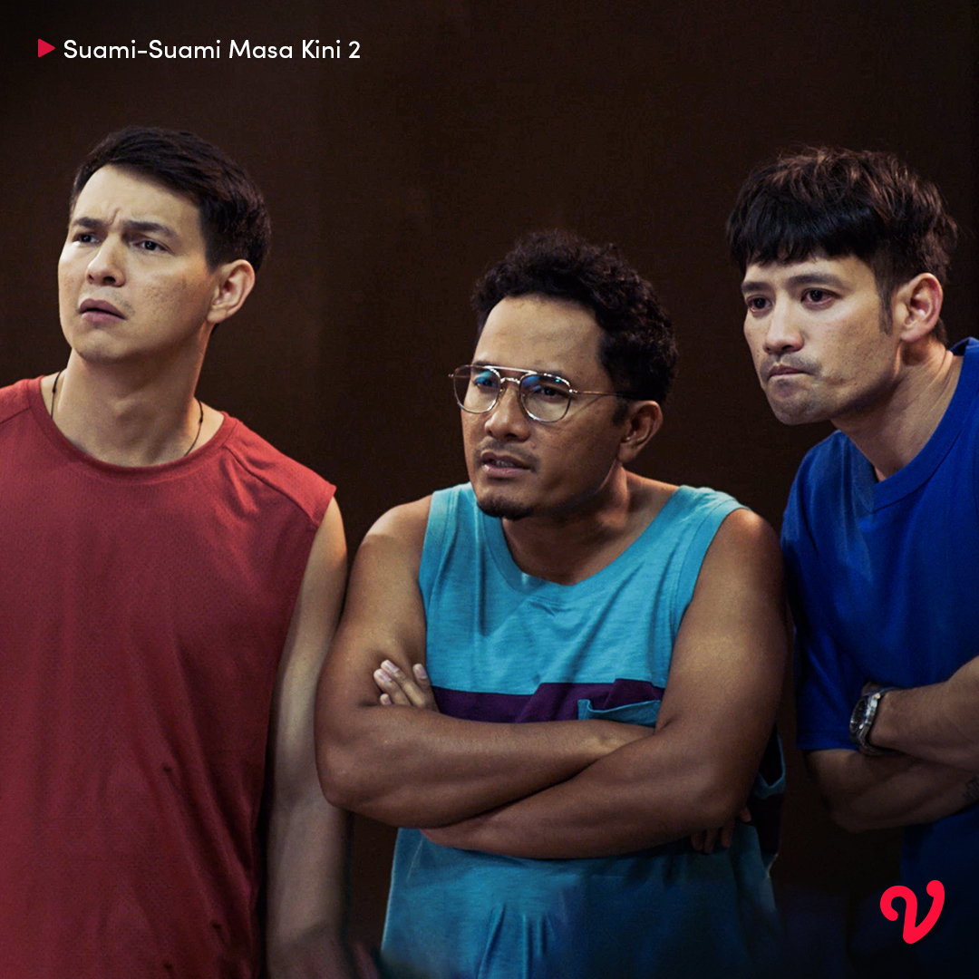 Rus va koreys porno Jinsiy aloqa paytida barmoqlar ogizda