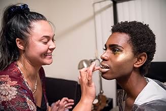 पोस्टर देखें