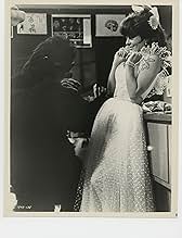 पोस्टर देखें