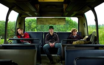 पोस्टर देखें