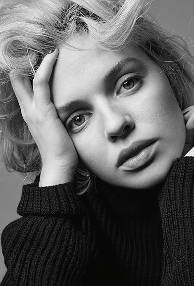Primary photo for Odessa Young Primary photo for Odessa Young