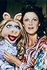 Primary photo for Linda Lavin Primary photo for Linda Lavin