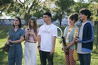 पोस्टर देखें