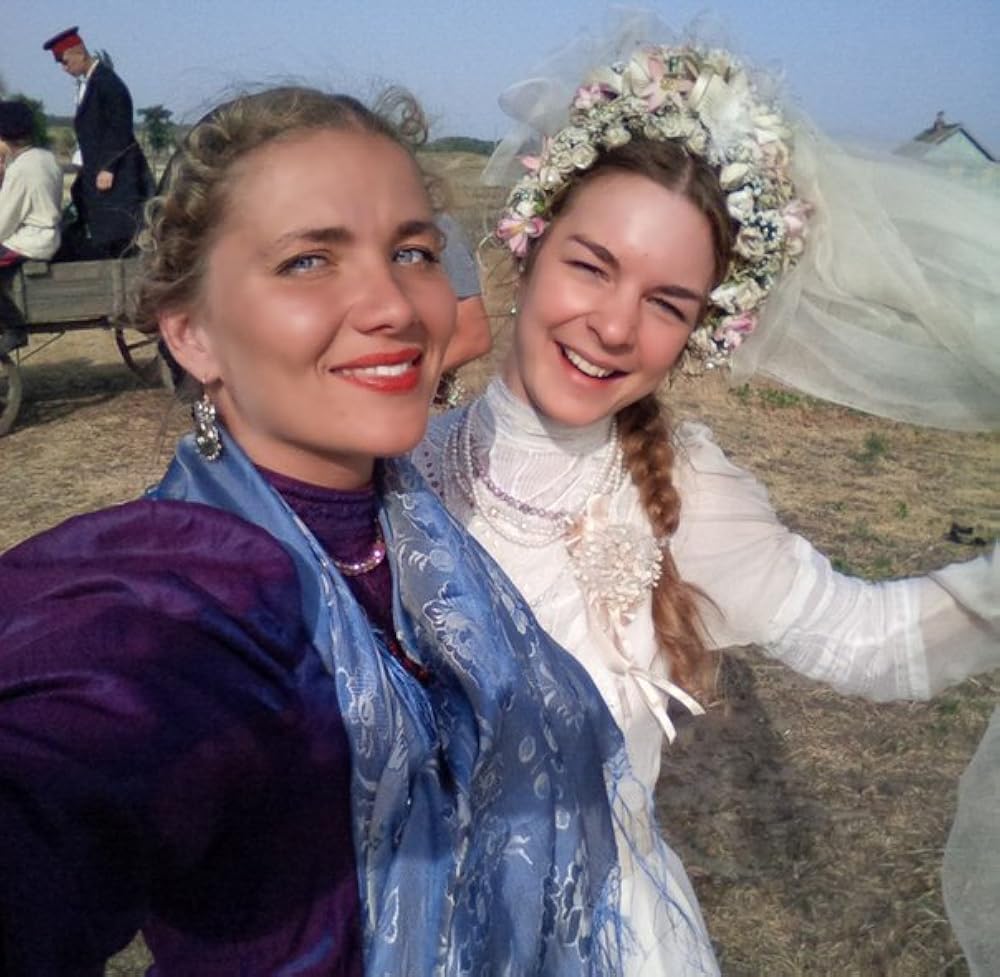 Xotinimni todaga urishyapti Biz bir stakan spermani tugatdik va ichdik