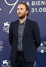 पोस्टर देखें