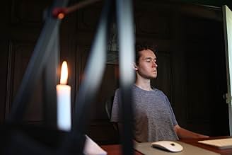 पोस्टर देखें