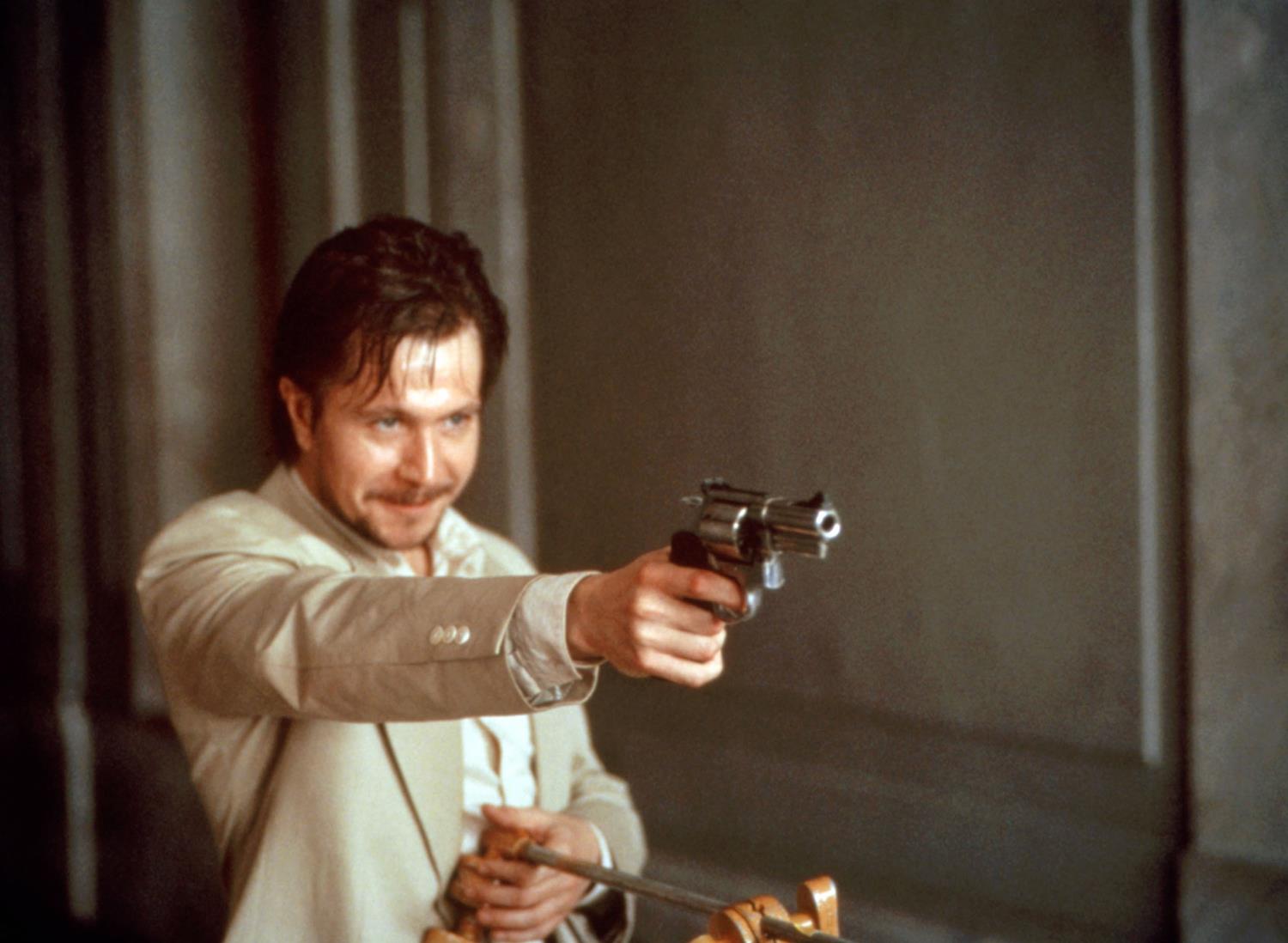 Léon The Professional (1994)