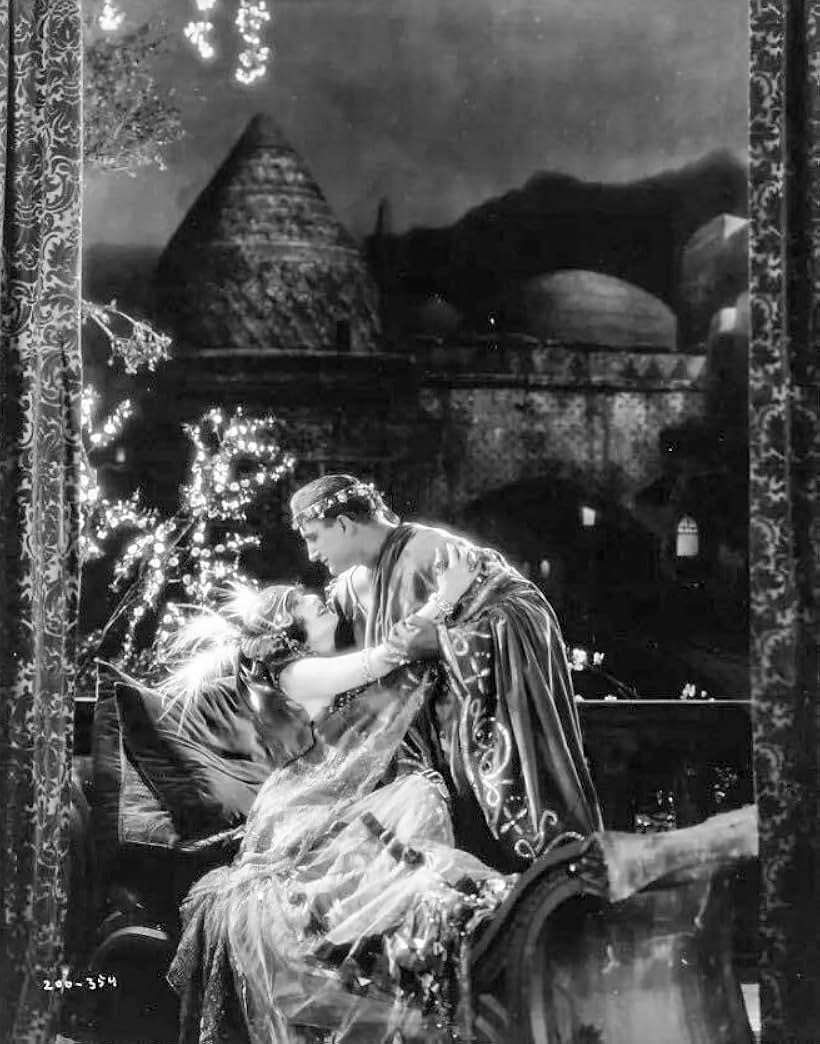 Ramon Novarro and Carmel Myers in Ben-Hur: A Tale of the Christ (1925)