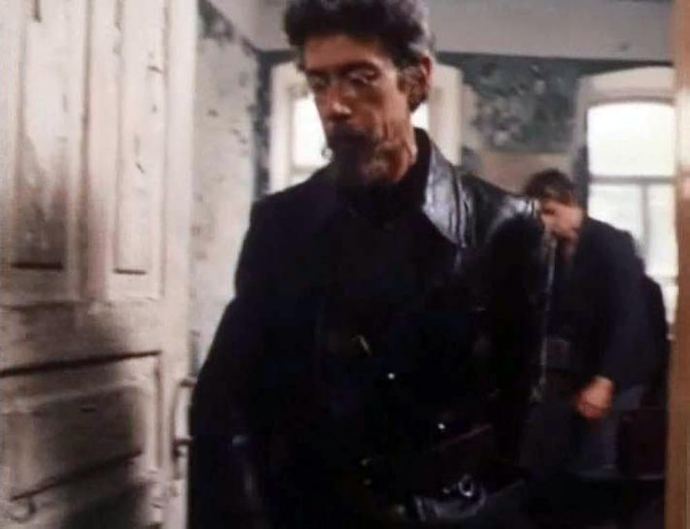 Yovvoyi jinsiy aloqani tomosha qiling Ginekologning kabinetida yosh ayol. Porno video.