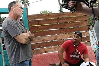 पोस्टर देखें