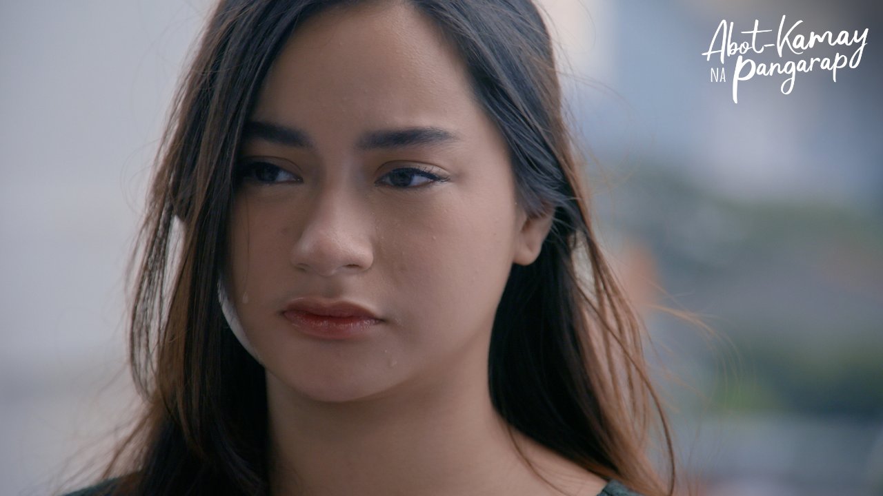 VKda qora tanli erkaklar va ularning xotinlari bilan shaxsiy porno Ipakdagi yosh ayol bilan jinsiy aloqa