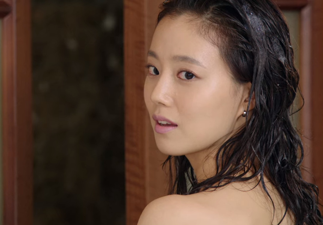 Moon Chae Won fakenude Episode #1.1 (2012)