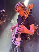 पोस्टर देखें