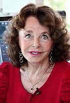 洋書 AN ALIEN HARVEST by Linda Moulton Howe Amazon.com: By Linda Moulton Howe An Alien Harvest: Further