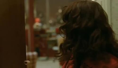 Tellement Proches Bande Annonce Bande-annonce [OV]