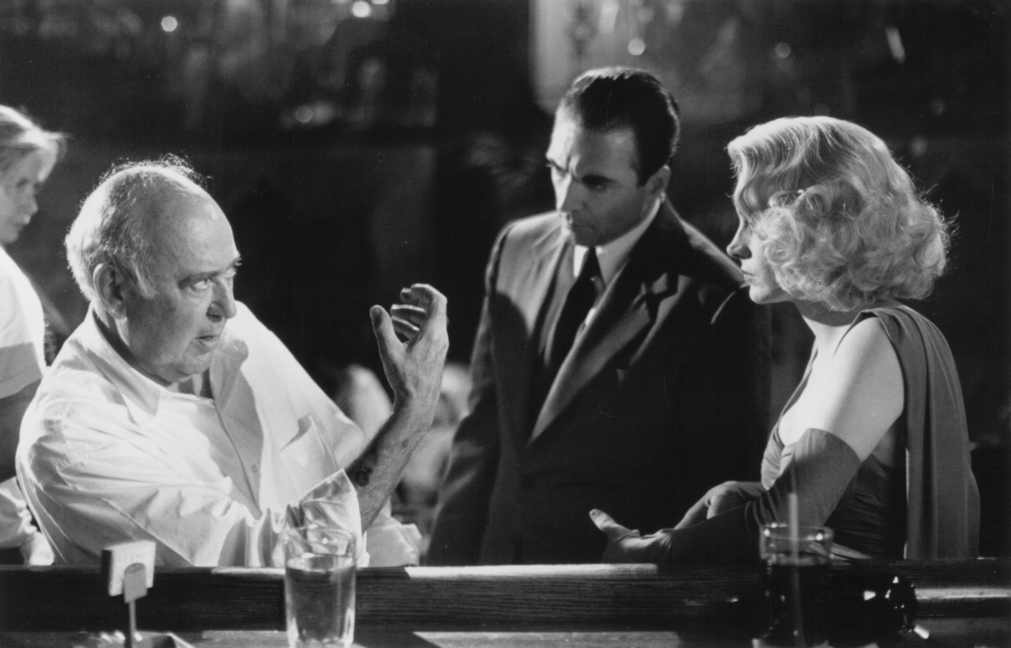 Sean Young, Armand Assante, and Carl Reiner in Fatal Instinct (1993)