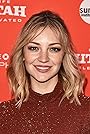 Abby Elliott's primary photo Abby Elliott's primary photo