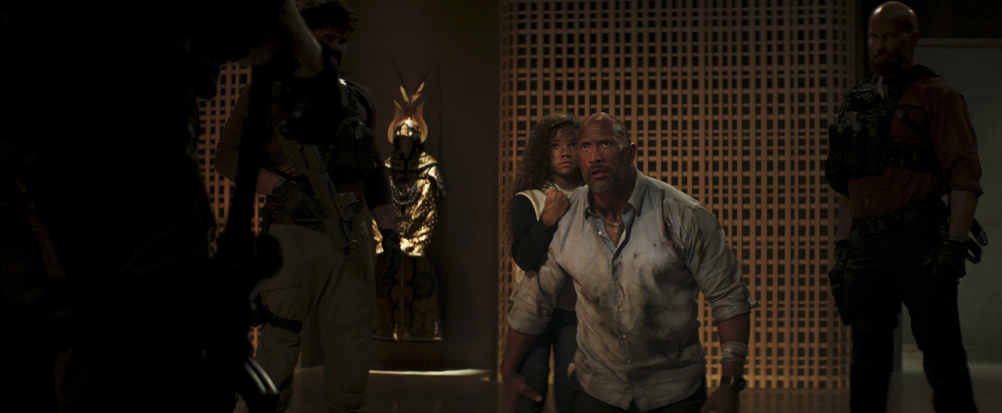 Skyscraper 2018 Photo Gallery Imdb Skyscraper is a 2018 american action thriller film written and directed by rawson marshall thurber, and starring dwayne johnson, neve campbell, chin han, roland moller, noah taylor, byron mann. skyscraper 2018 photo gallery imdb