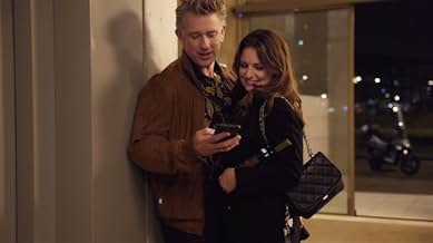 पोस्टर देखें