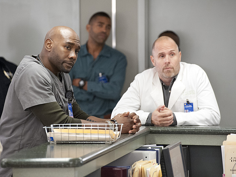 Morris Chestnut and Paul Schulze in Nurse Jackie (2009)