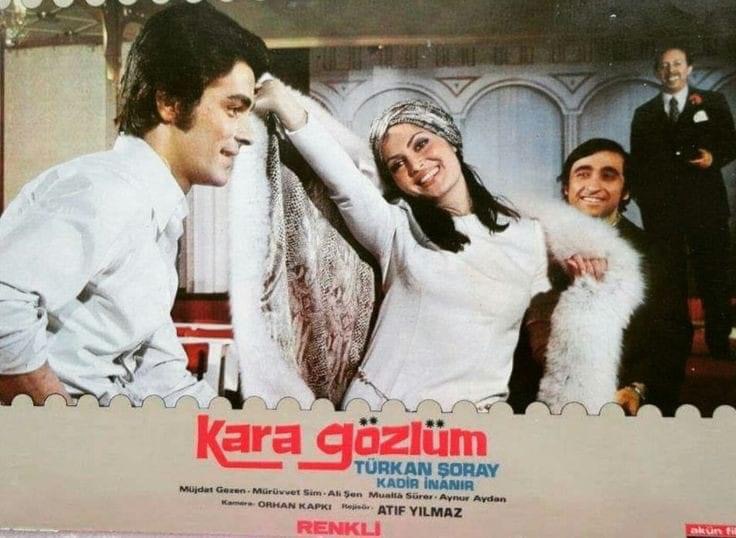 Qiz yigitning qolini tishlab oldi Mushukda til bilan porno tomosha qiling