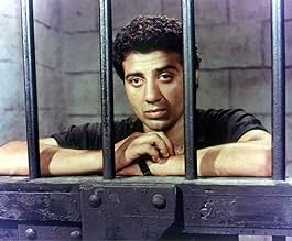 पोस्टर देखें