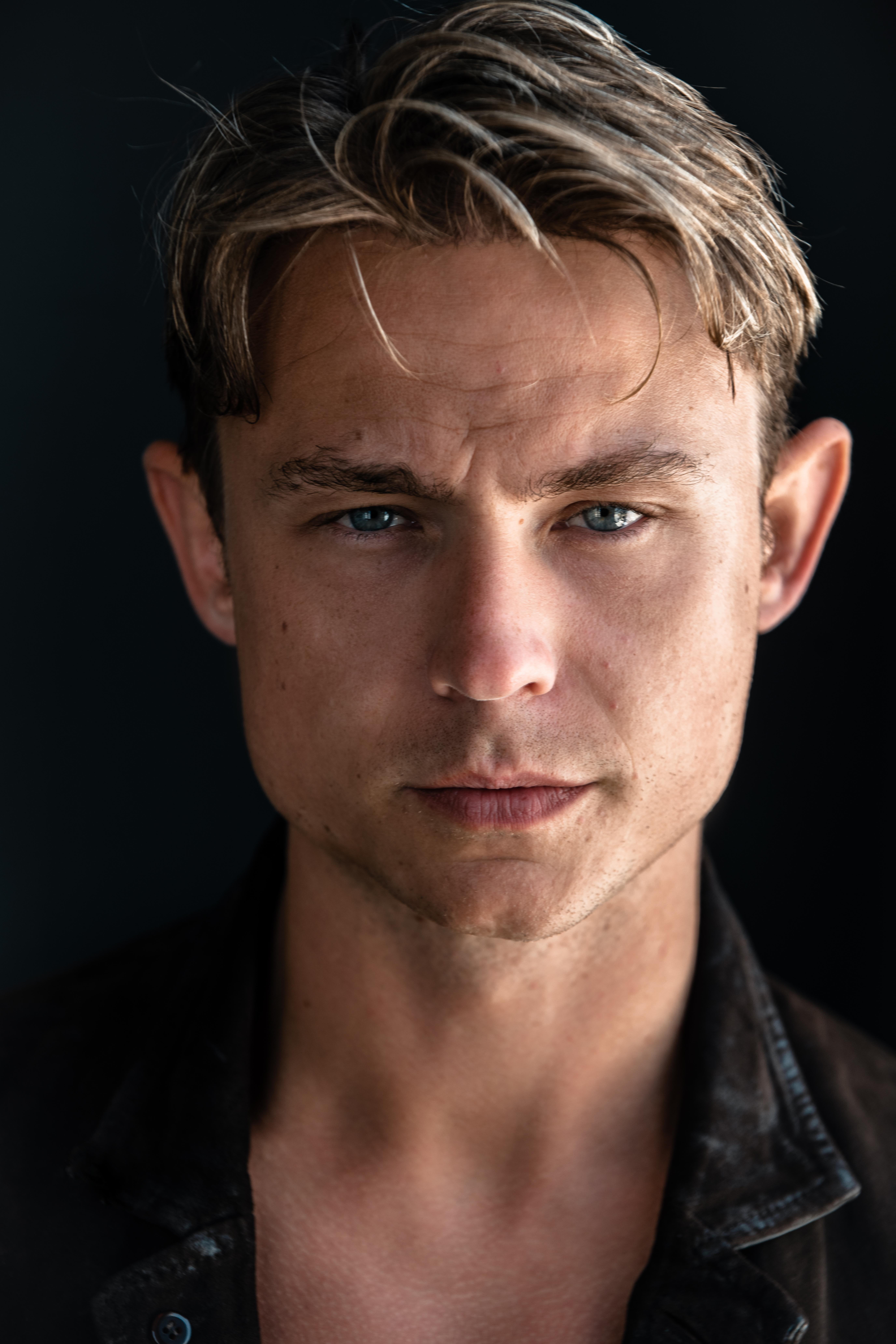Dennis Mojen