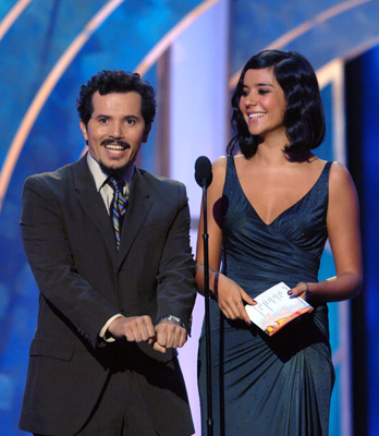 John Leguizamo and Catalina Sandino Moreno