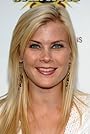 Alison Sweeney's primary photo Alison Sweeney's primary photo