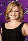 Kelly Clarkson's primary photo Kelly Clarkson's primary photo