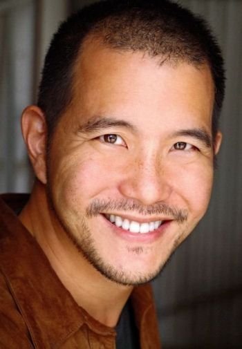 Shvetsiyada porno videolar Rus qizlari kochada emish