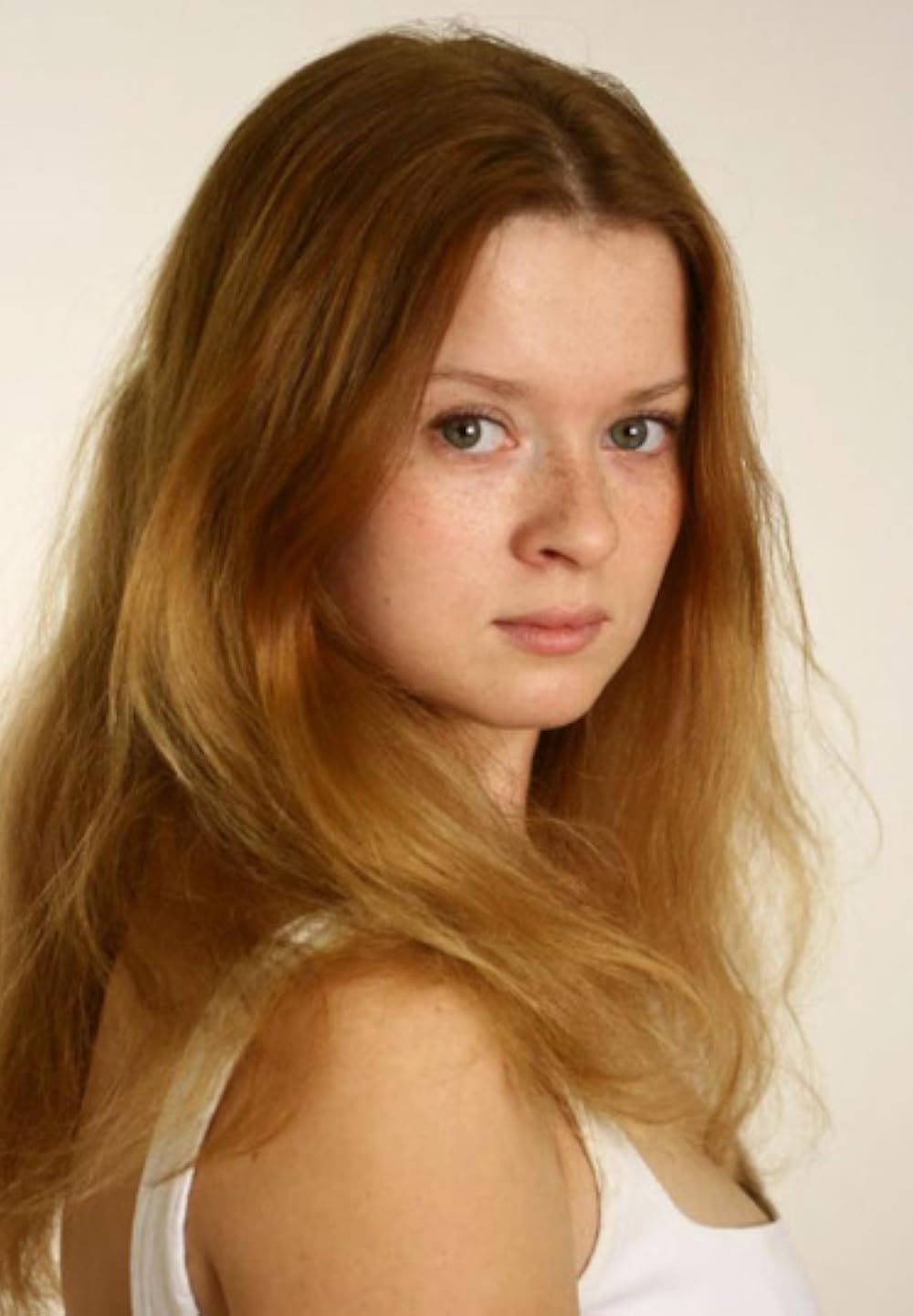 Jinsiy politsiya xodimi bilan muloyimlik Onlayn oynaga qaragan porno tomosha qiling