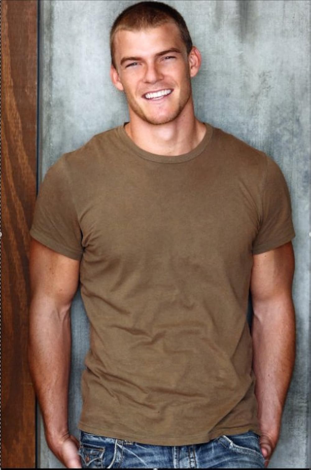 Alan Ritchson Alan Ritchson