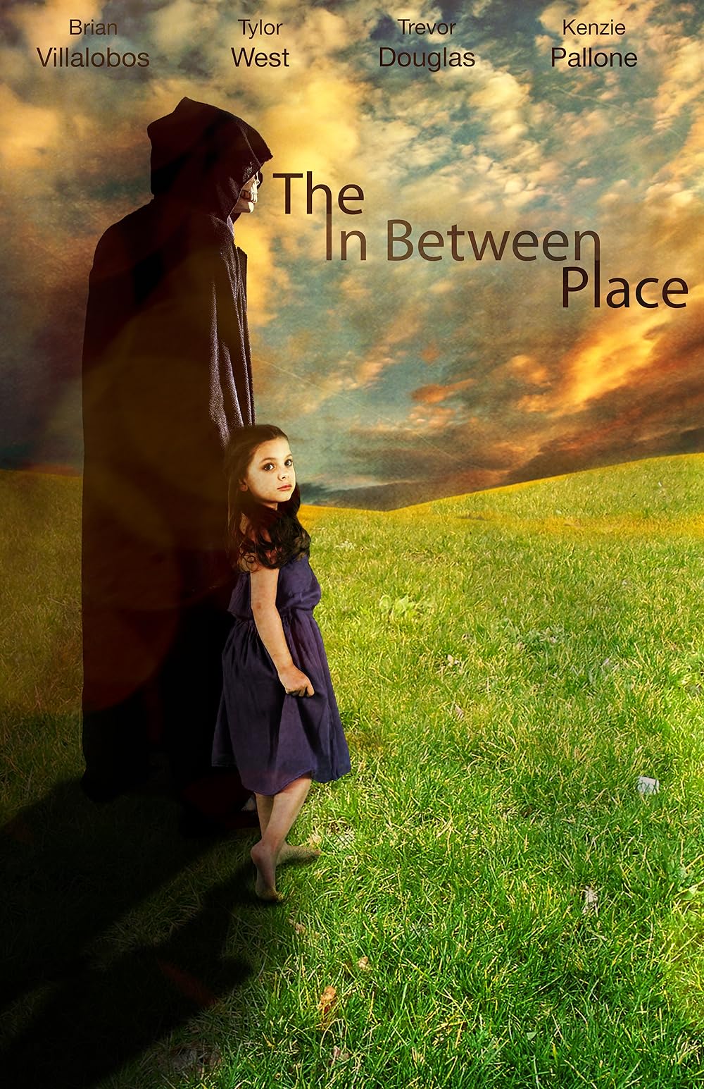 The in between. The in between фильм. the in between фильм постер. trevor douglas.