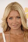 Kelly Ripa's primary photo Kelly Ripa's primary photo