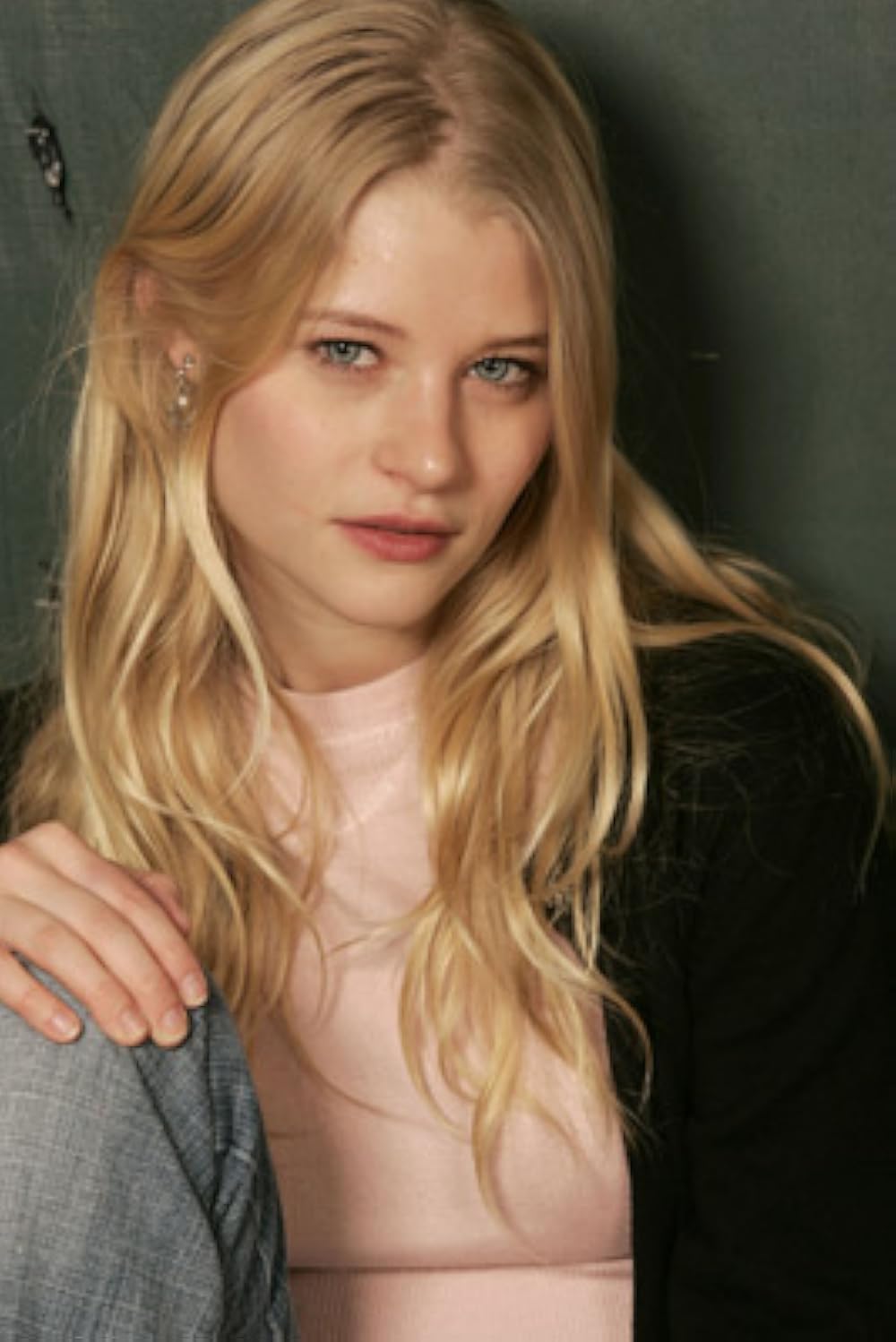Emilie de Ravin